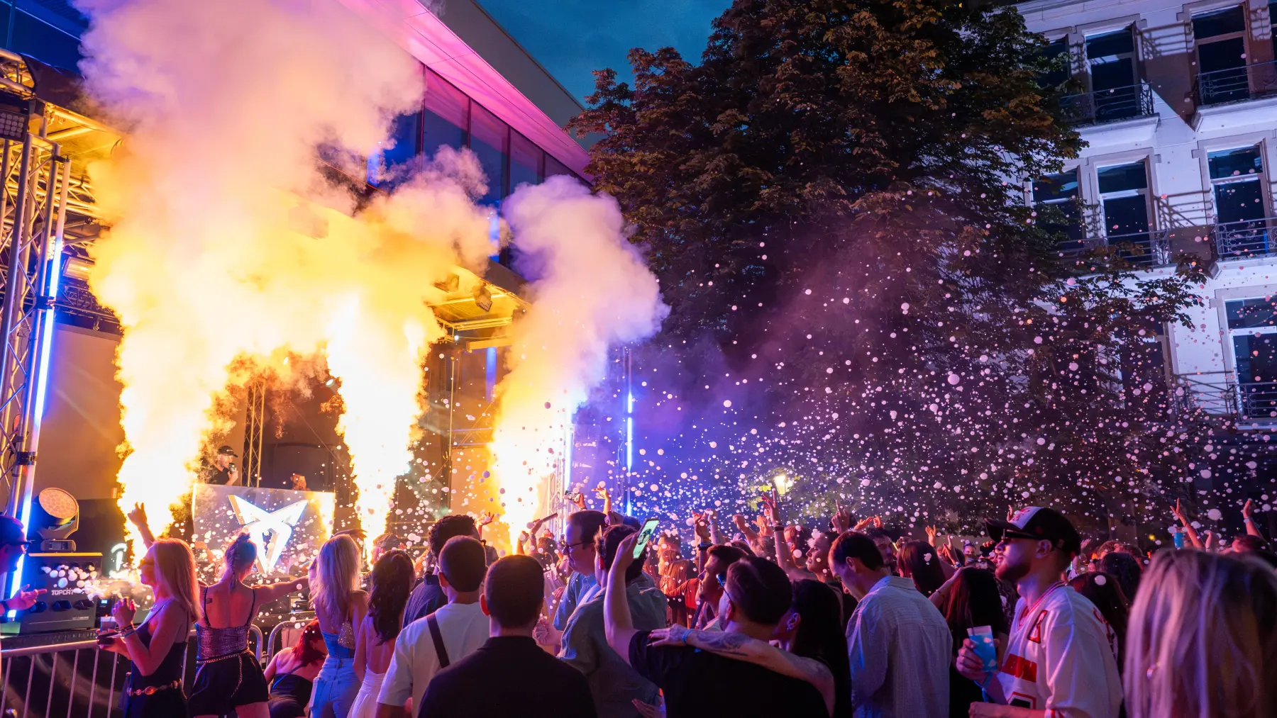 Summer Edition 2026 auf dem Kongresshaus-Vorplatz Baden-Baden