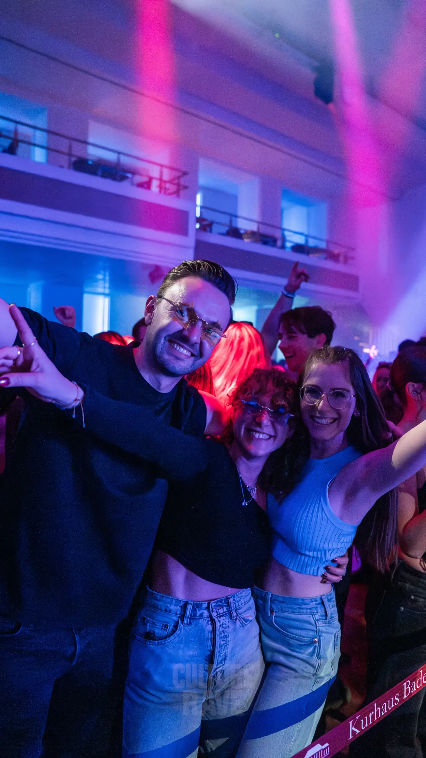 Culture Rave Crowd